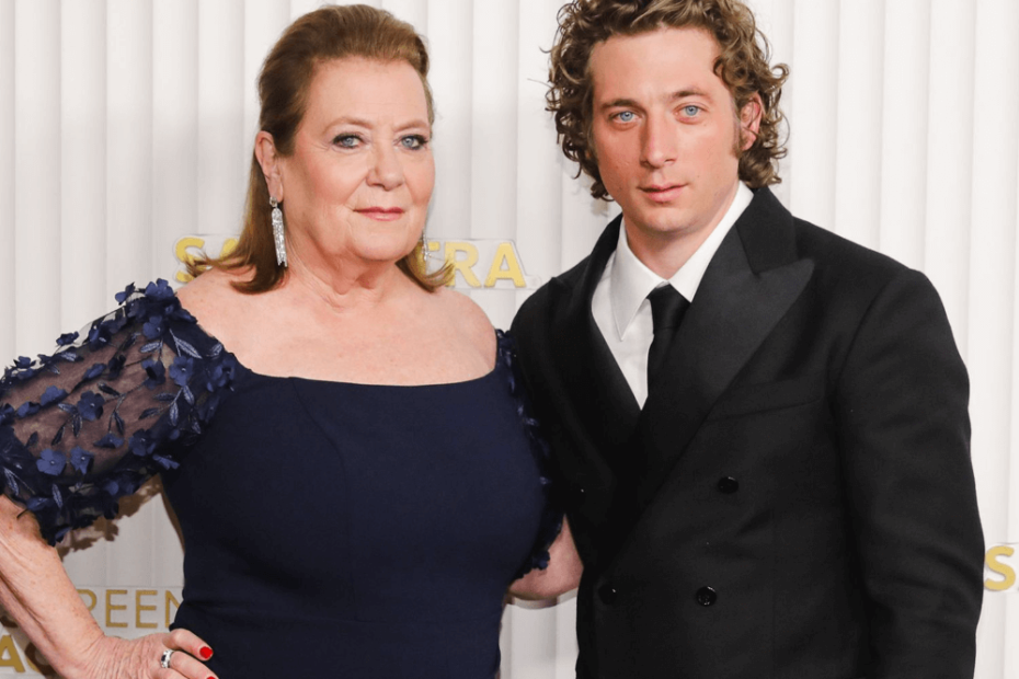 Jeremy allen white's parents